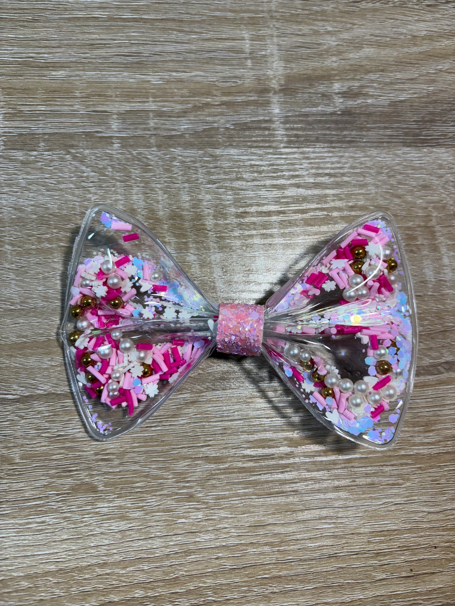 Pink mix shaker bow