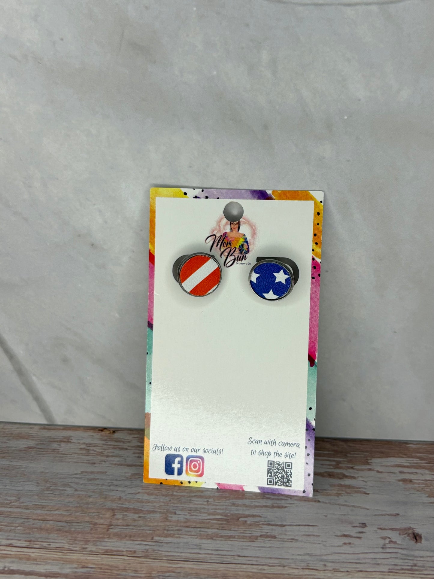 Flag studs
