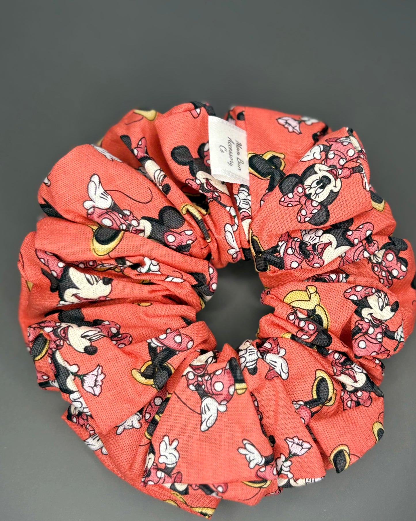 Bowtacular mouse