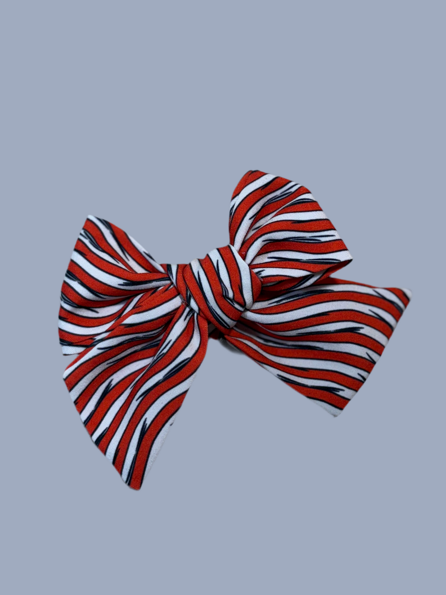 Read around the world stripes