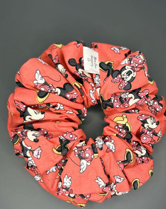 Bowtacular mouse